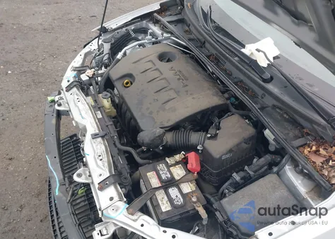 2017 Toyota Corolla Le from USA, damaged, VIN 2T1BURHE2HC925981